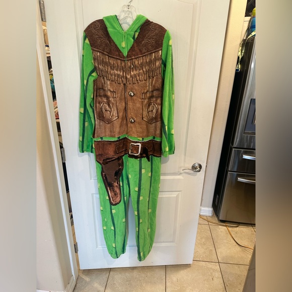 Briefly Stated Men's Lookin' Sharp Cowboy Cactus Hooded Onesie Pajama - Picture 2 of 5